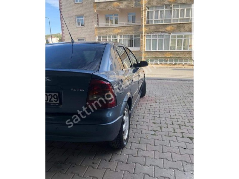 Opel Astra 1.6 GL