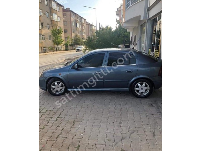 Opel Astra 1.6 GL