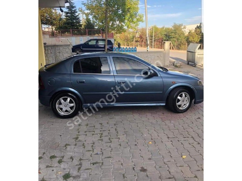 Opel Astra 1.6 GL