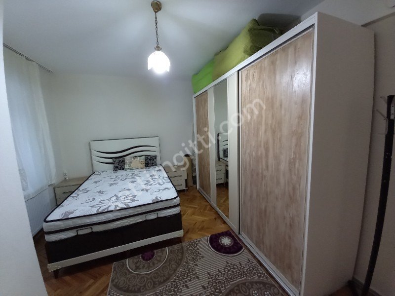 ÜSKÜDAR ÖZYILMAZ GAYRİMENKUL'den ZEYNEPKAMİL SATILIK 2+1 DAİRE