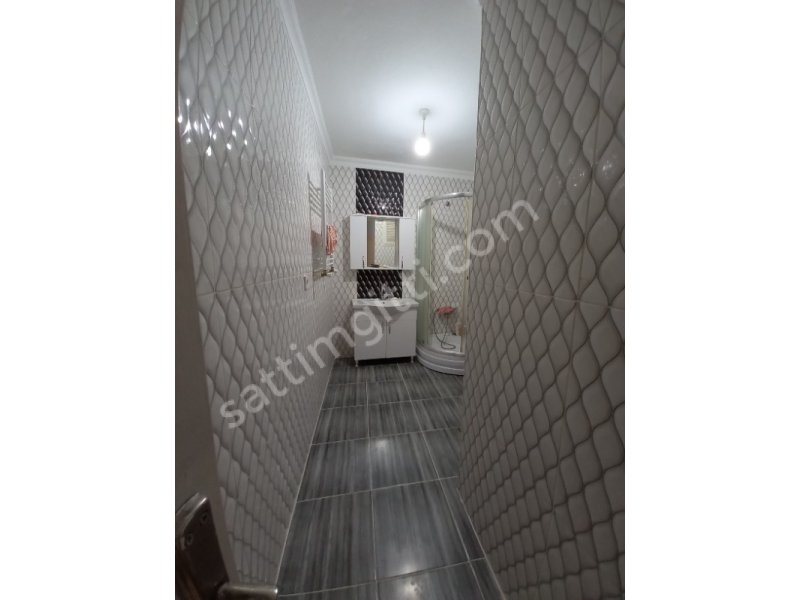 ÜSKÜDAR ÖZYILMAZ GAYRİMENKUL'den ZEYNEPKAMİL SATILIK 2+1 DAİRE